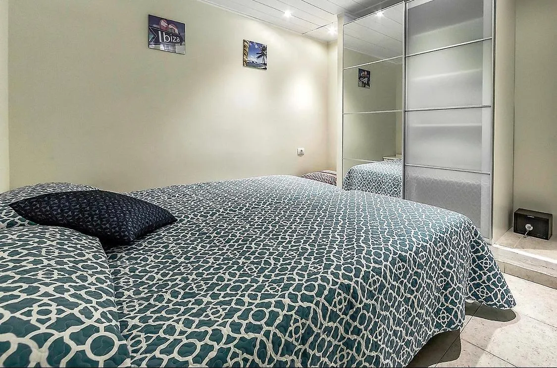 Ferienwohnung Magaly. Right By The Ocean! Beach! Arona  Arona (Tenerife)